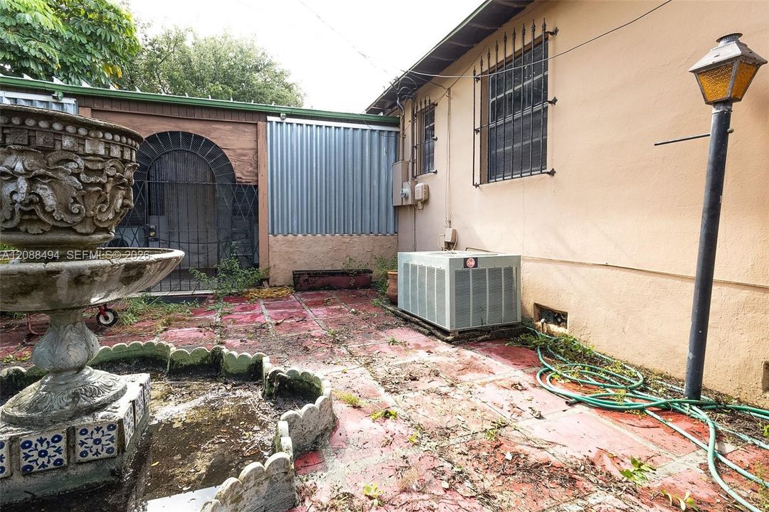 En Venta: $499,990 (3 camas, 1 baños, 1950 Pies cuadrados)