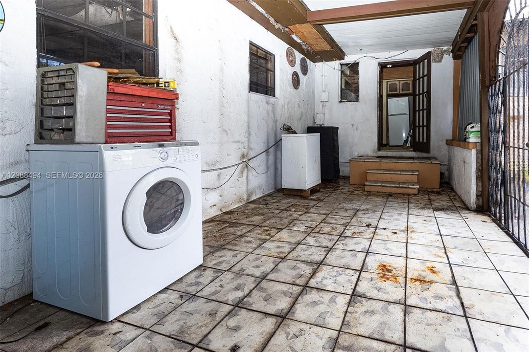En Venta: $499,990 (3 camas, 1 baños, 1950 Pies cuadrados)