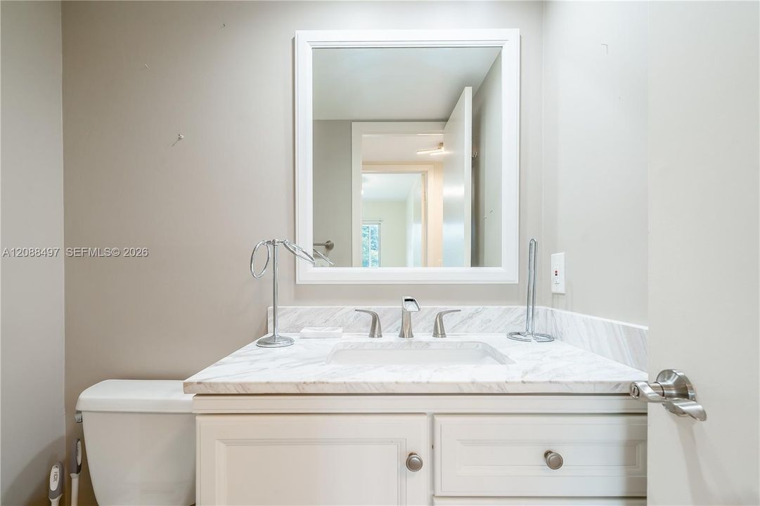 En Venta: $145,000 (2 camas, 1 baños, 819 Pies cuadrados)