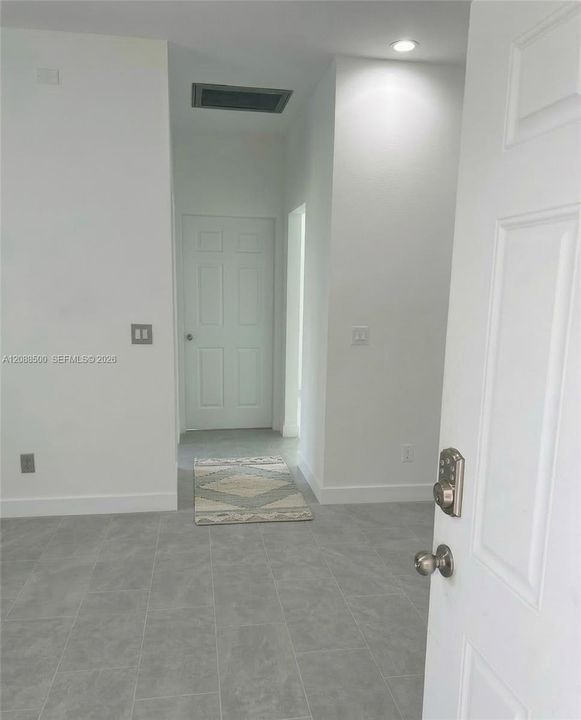 For Rent: $1,650 (2 beds, 2 baths, 1297 Square Feet)