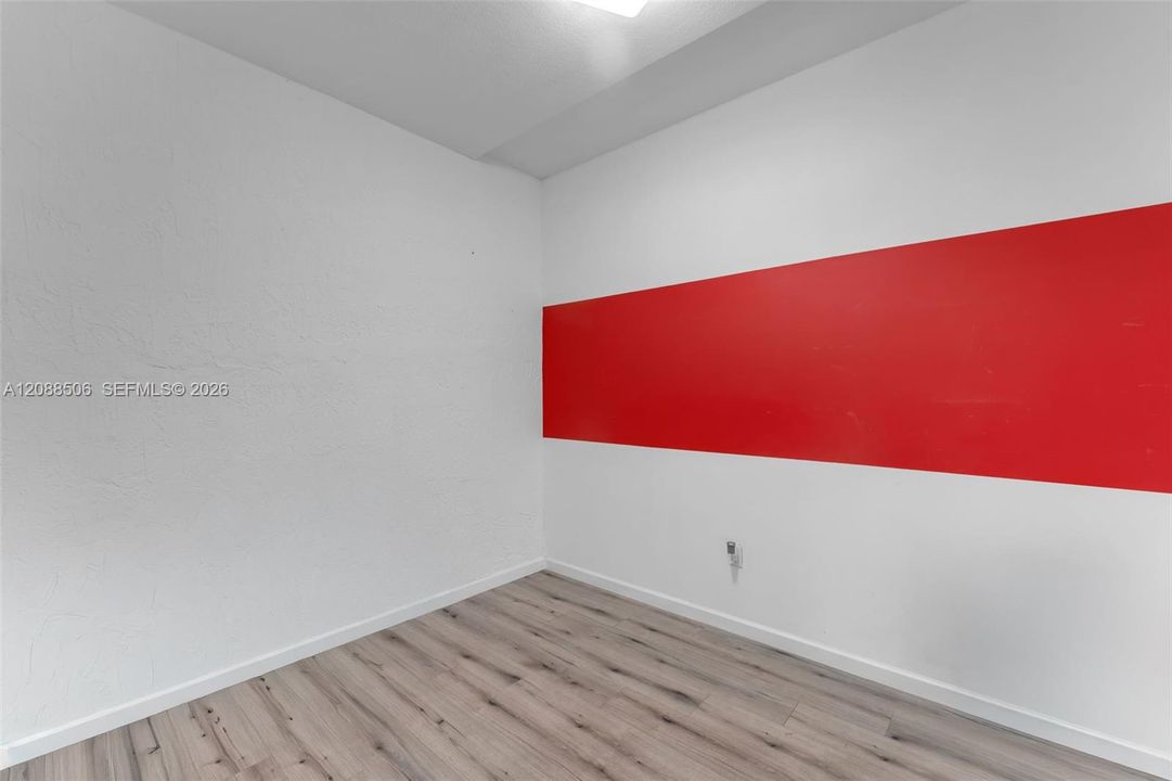 На продажу: $390,000 (3 спален, 2 ванн, 1456 Квадратных фут)
