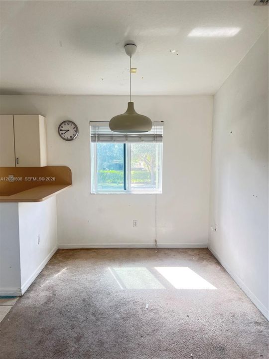 For Sale: $225,000 (3 beds, 2 baths, 1176 Square Feet)
