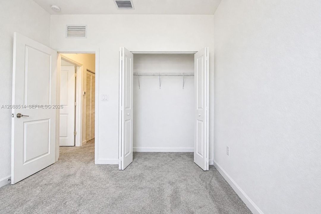En Venta: $360,000 (3 camas, 2 baños, 1483 Pies cuadrados)