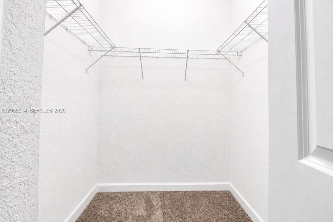 En Venta: $360,000 (3 camas, 2 baños, 1483 Pies cuadrados)