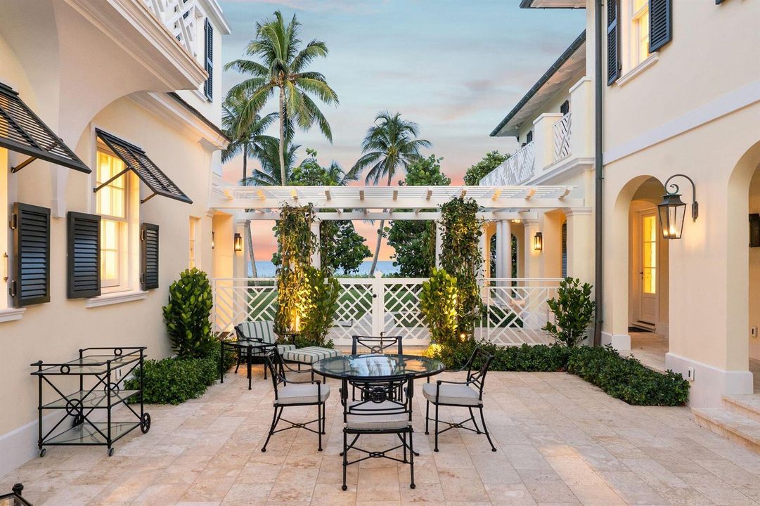 1919 N Ocean Blvd-140