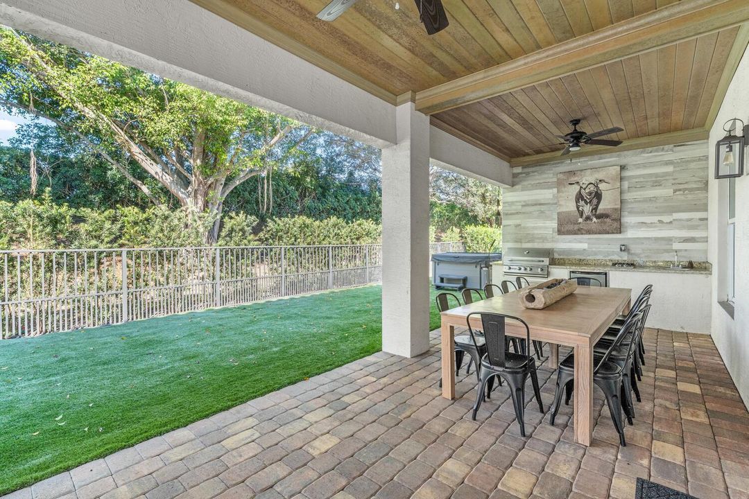 12211 Sunnydale Dr Wellington-large-067-