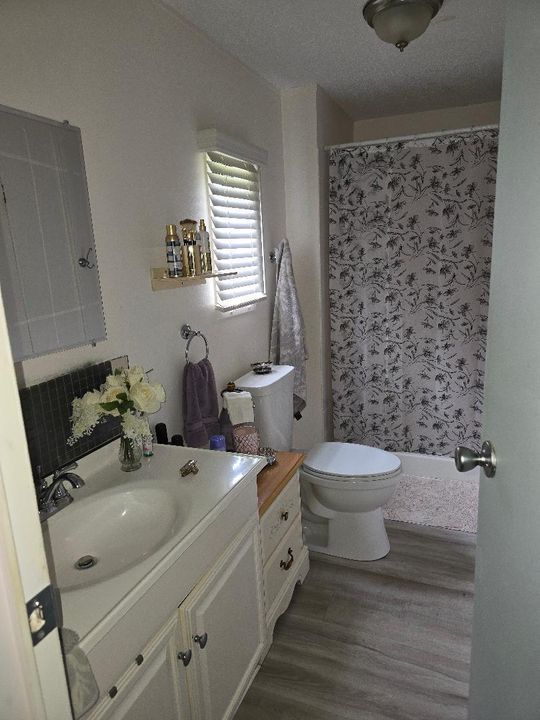 masterbath billie