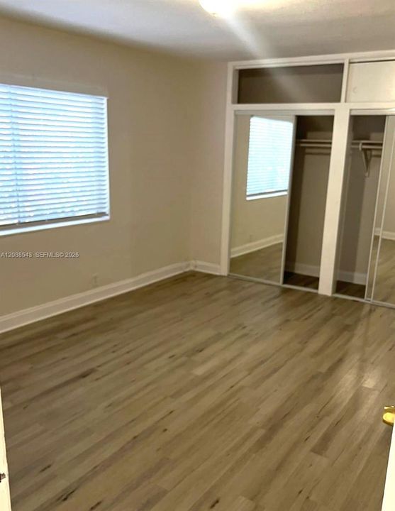 For Rent: $1,800 (1 beds, 1 baths, 700 Square Feet)
