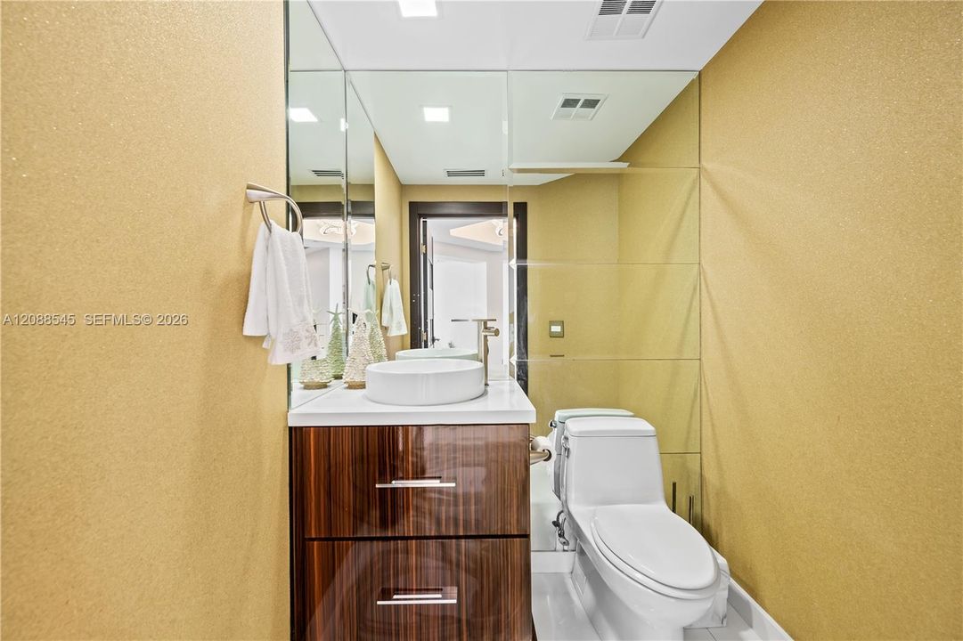 На продажу: $3,350,000 (3 спален, 3 ванн, 3062 Квадратных фут)
