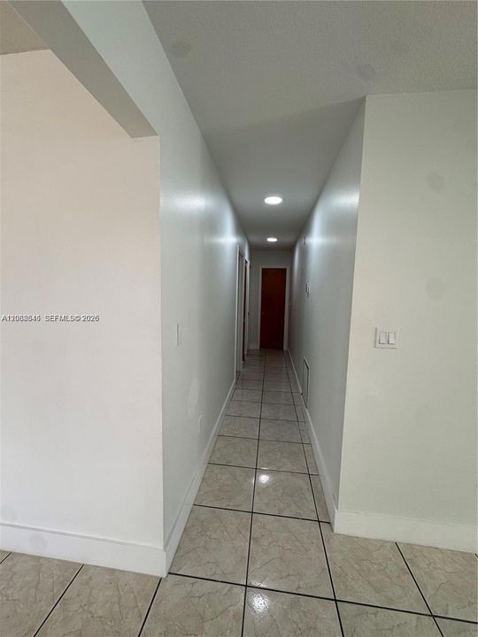 En Renta: $3,200 (2 camas, 1 baños, 2283 Pies cuadrados)