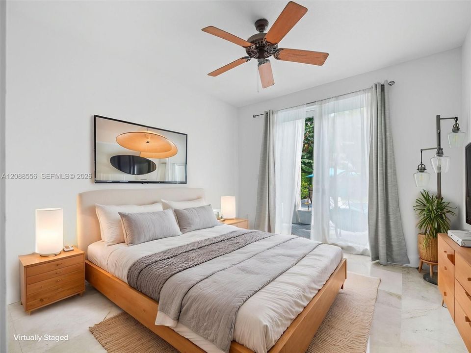 На продажу: $999,999 (4 спален, 3 ванн, 2623 Квадратных фут)