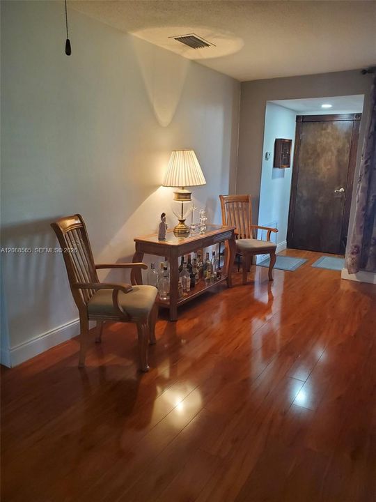 For Sale: $505,000 (3 beds, 2 baths, 1500 Square Feet)