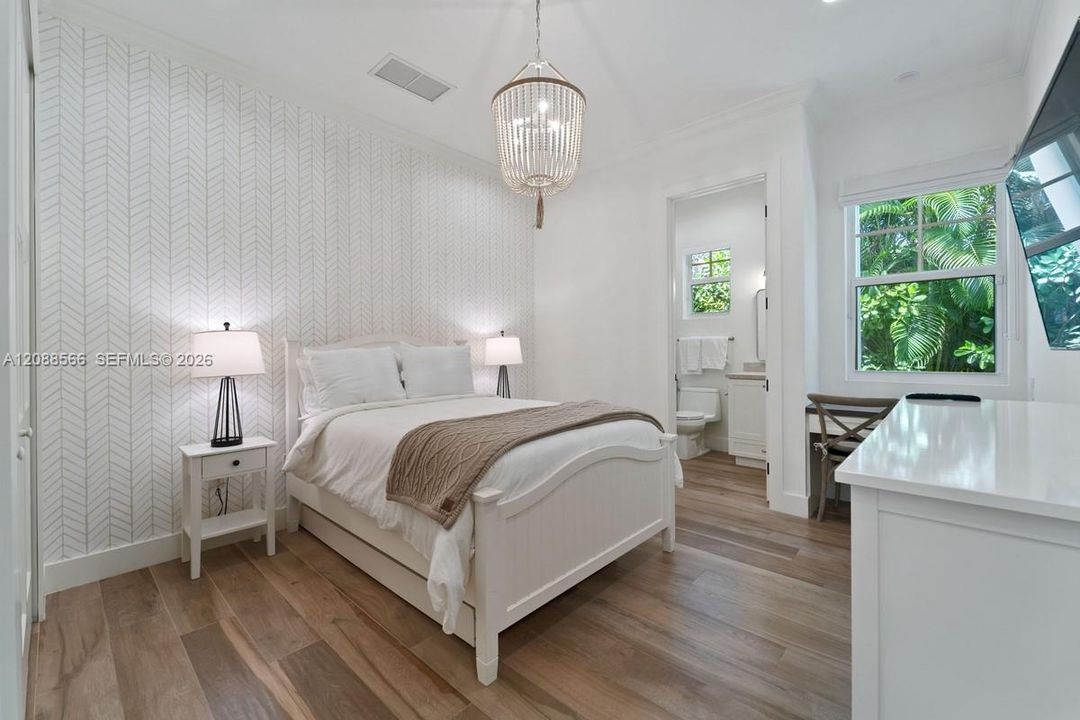 For Sale: $4,299,000 (4 beds, 4 baths, 2669 Square Feet)