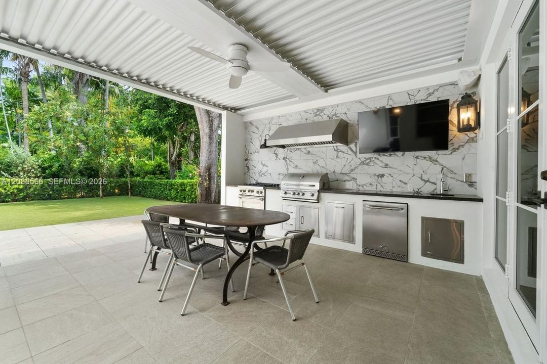 For Sale: $4,299,000 (4 beds, 4 baths, 2669 Square Feet)