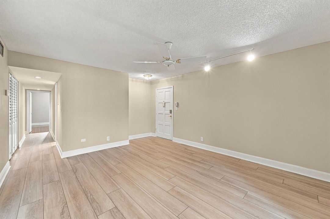06_living room