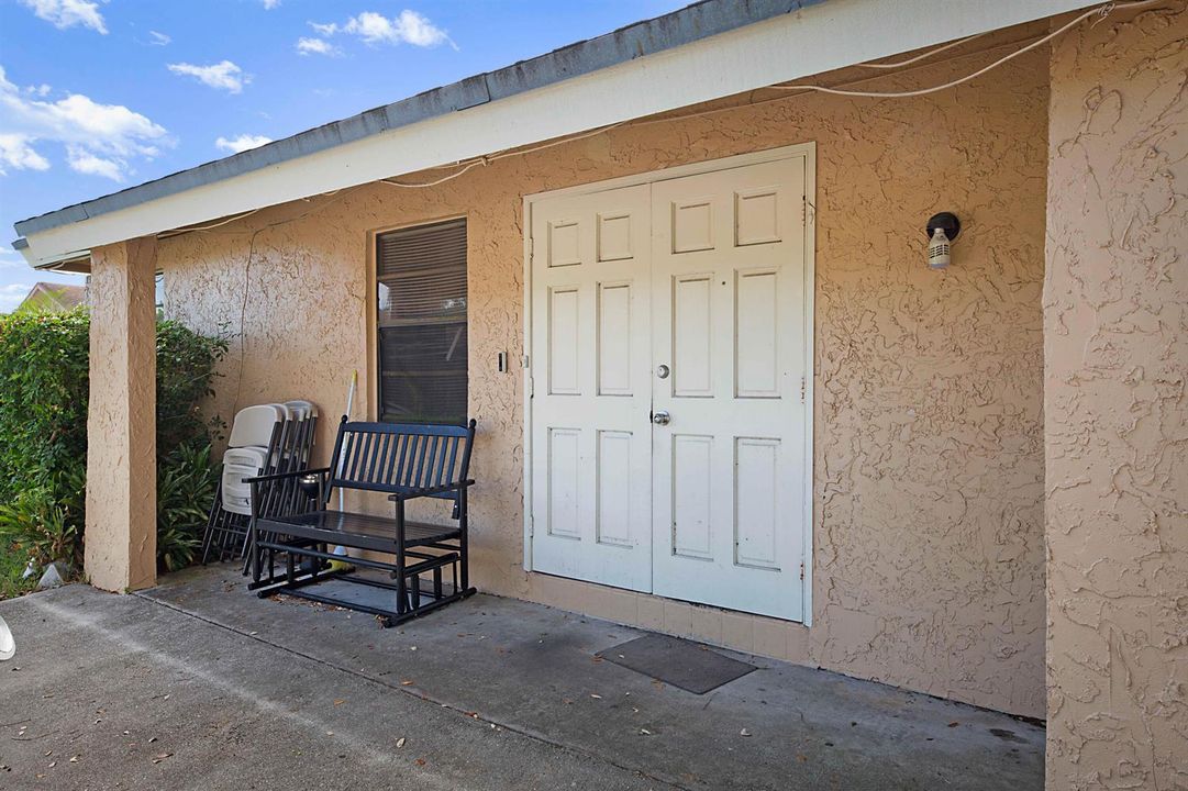 1204 SW 74th Ave-3
