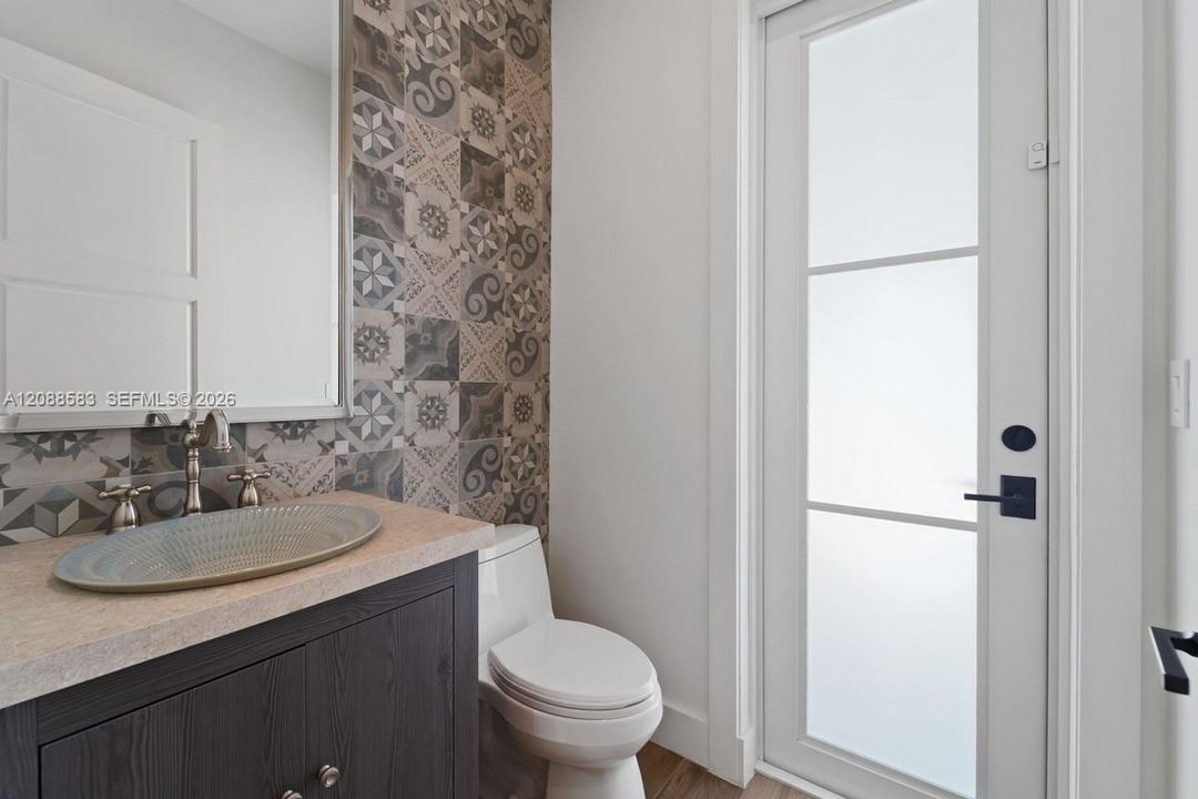 For Rent: $24,000 (4 beds, 4 baths, 2669 Square Feet)
