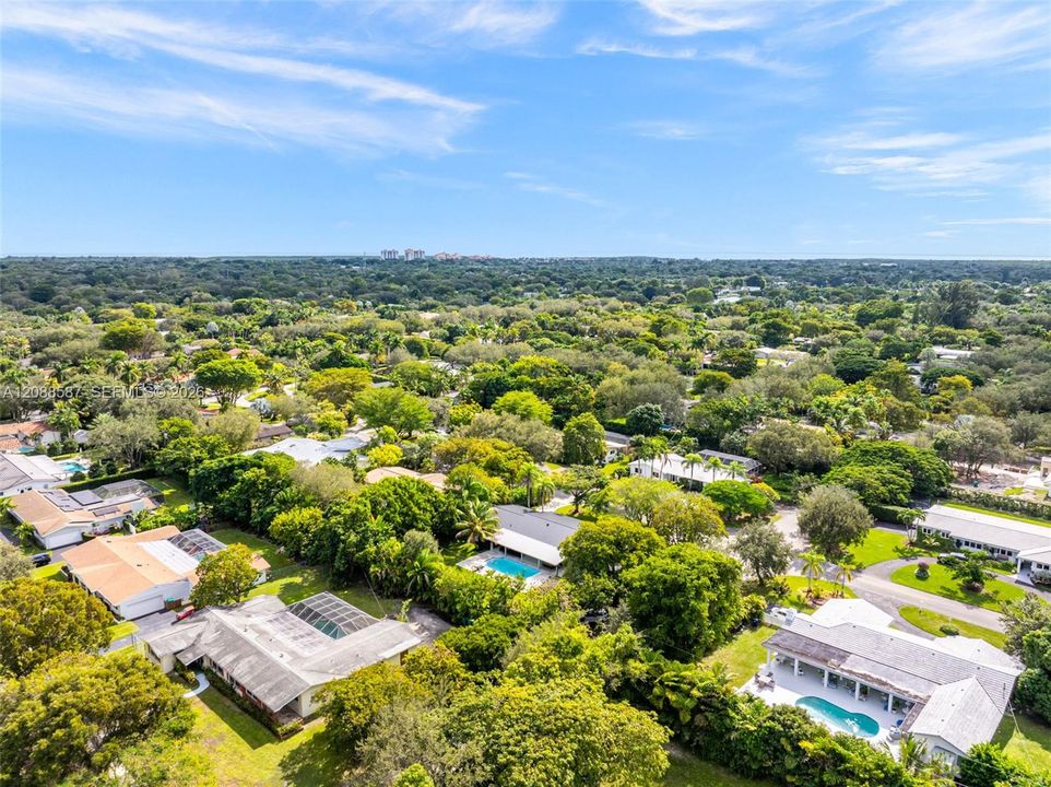 En Venta: $2,700,000 (4 camas, 3 baños, 2335 Pies cuadrados)