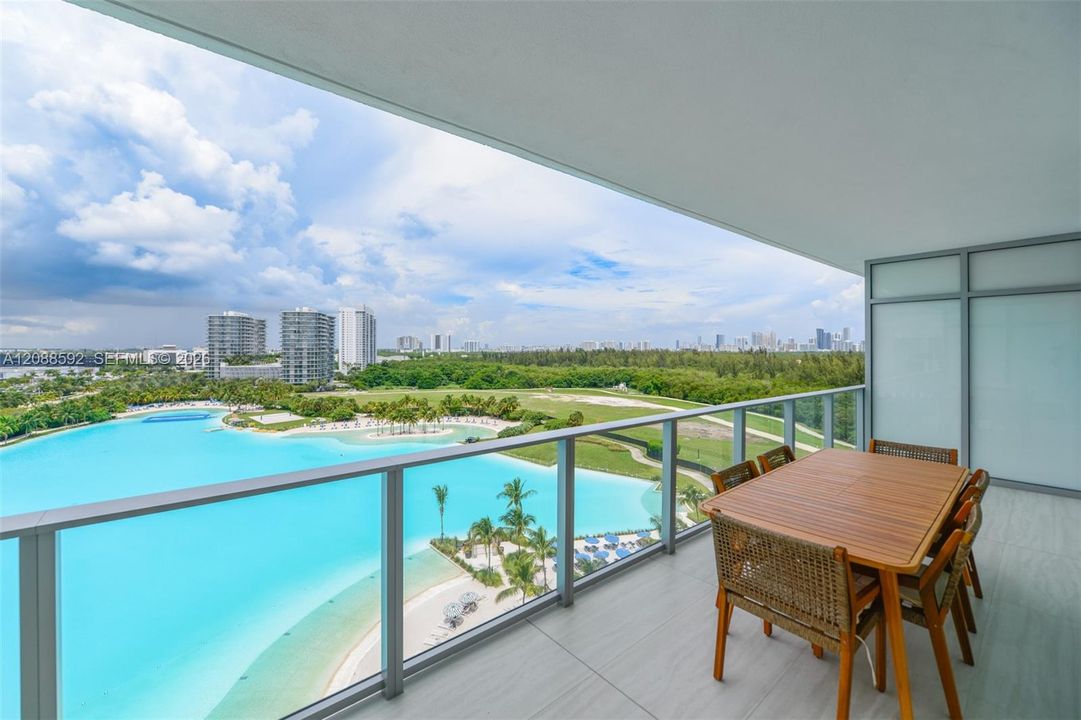 For Rent: $5,900 (1 beds, 1 baths, 0 Square Feet)