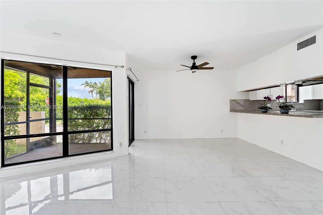 En Renta: $3,000 (3 camas, 3 baños, 1520 Pies cuadrados)