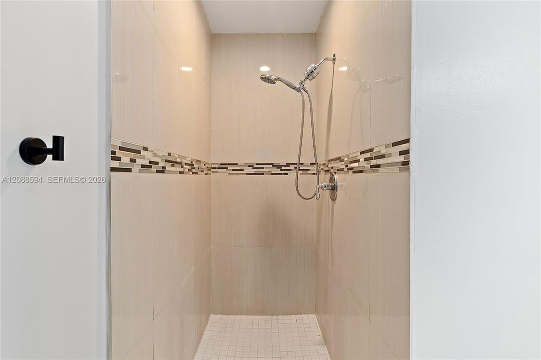 En Renta: $3,000 (3 camas, 3 baños, 1520 Pies cuadrados)