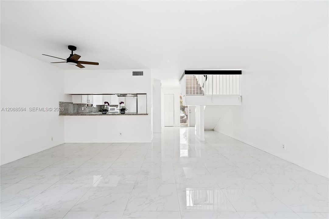 En Renta: $3,000 (3 camas, 3 baños, 1520 Pies cuadrados)