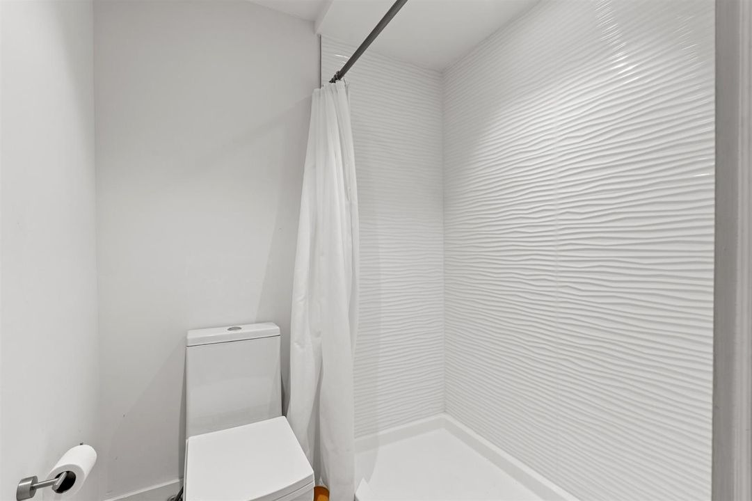 BATHROOM_1_DT