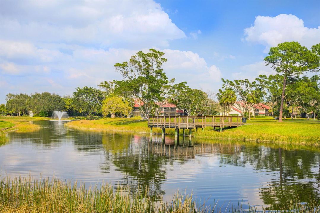 PGA National_13_lake