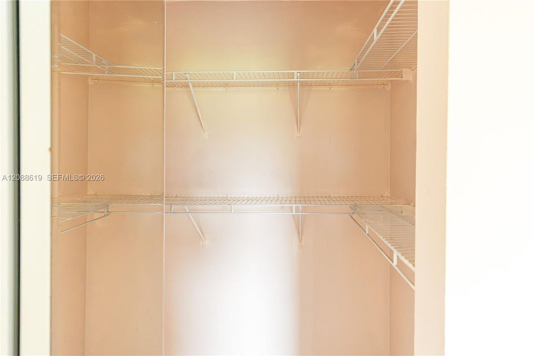 For Rent: $2,200 (2 beds, 2 baths, 770 Square Feet)