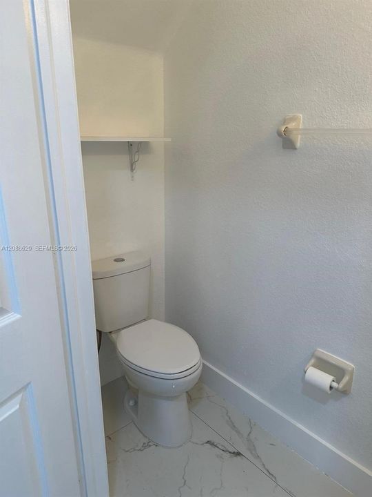 For Rent: $2,500 (2 beds, 2 baths, 1214 Square Feet)