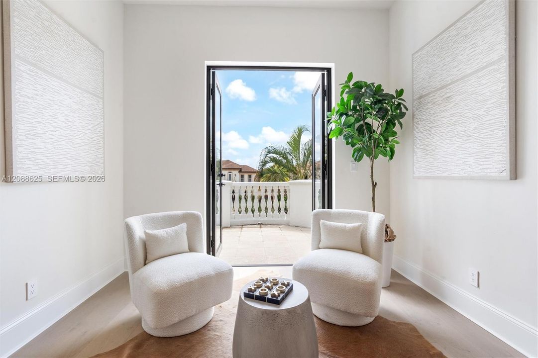 For Sale: $5,295,000 (6 beds, 6 baths, 6497 Square Feet)