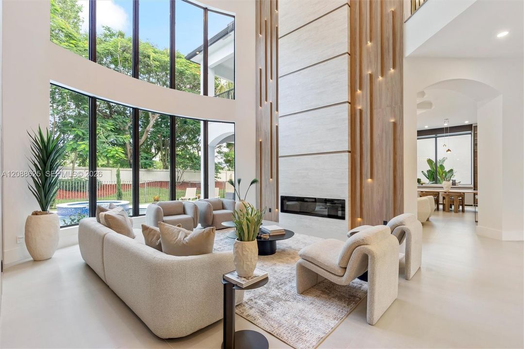 For Sale: $5,295,000 (6 beds, 6 baths, 6497 Square Feet)