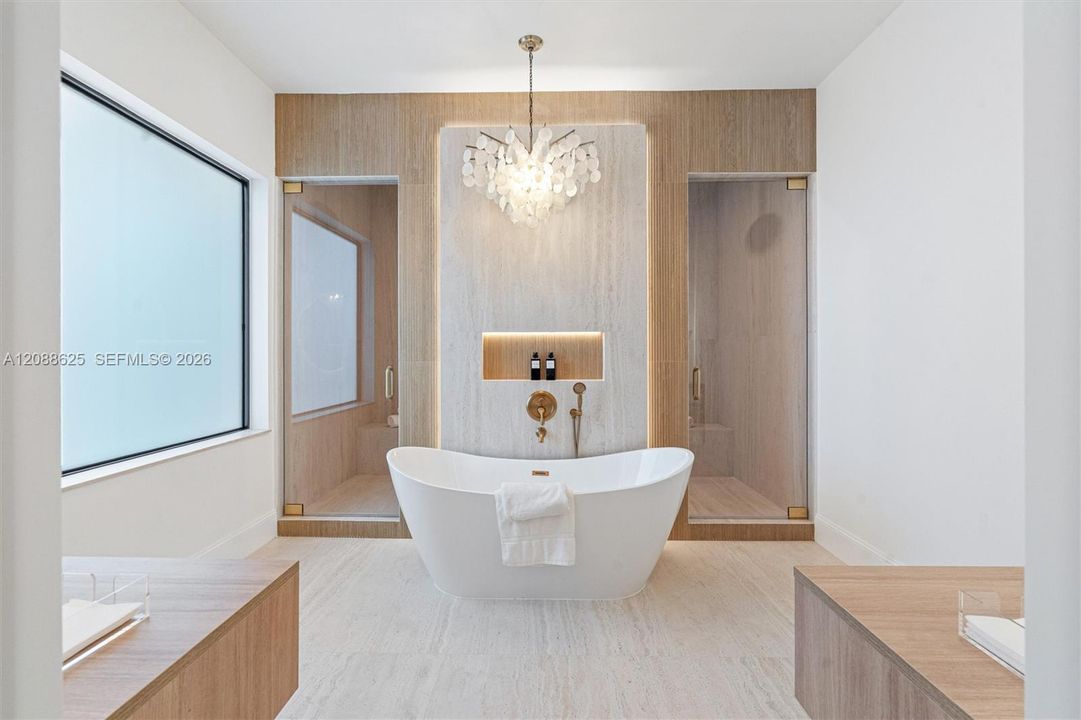 For Sale: $5,295,000 (6 beds, 6 baths, 6497 Square Feet)