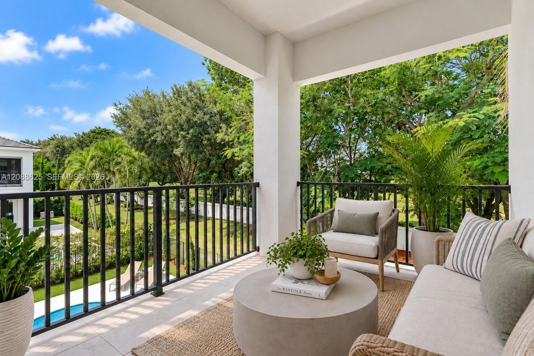 For Sale: $5,295,000 (6 beds, 6 baths, 6497 Square Feet)
