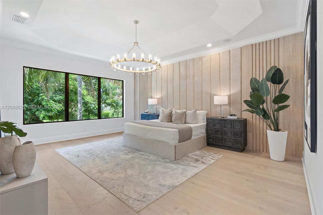 For Sale: $5,295,000 (6 beds, 6 baths, 6497 Square Feet)