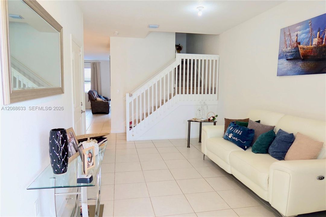 For Sale: $420,000 (4 beds, 2 baths, 1820 Square Feet)