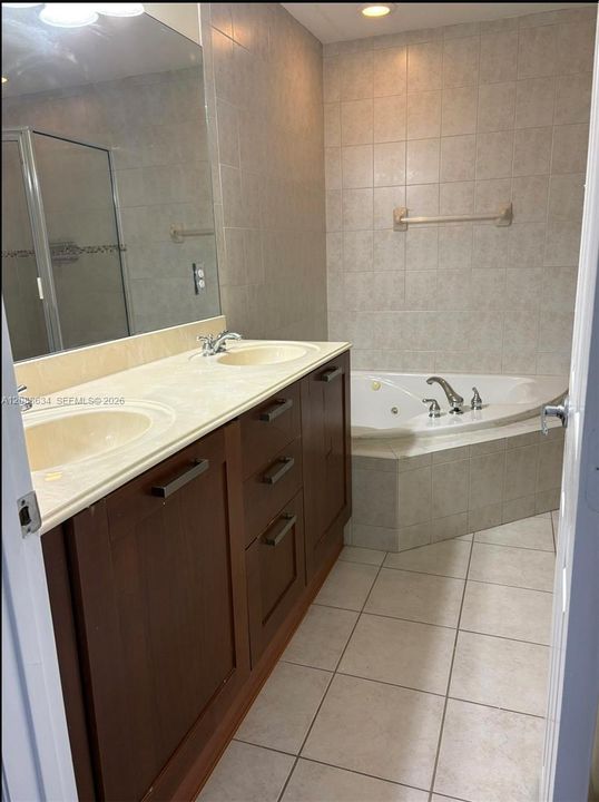 En Renta: $3,500 (3 camas, 2 baños, 1625 Pies cuadrados)