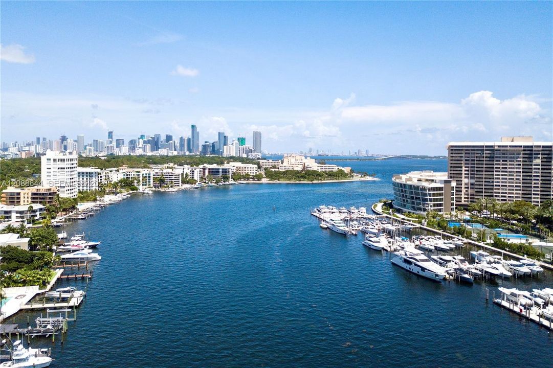 For Sale: $1,199,000 (2 beds, 2 baths, 1642 Square Feet)