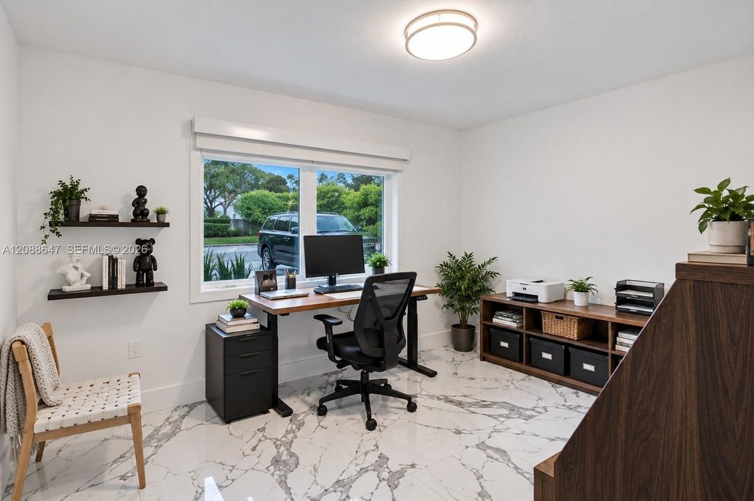 For Rent: $7,875 (4 beds, 2 baths, 1379 Square Feet)
