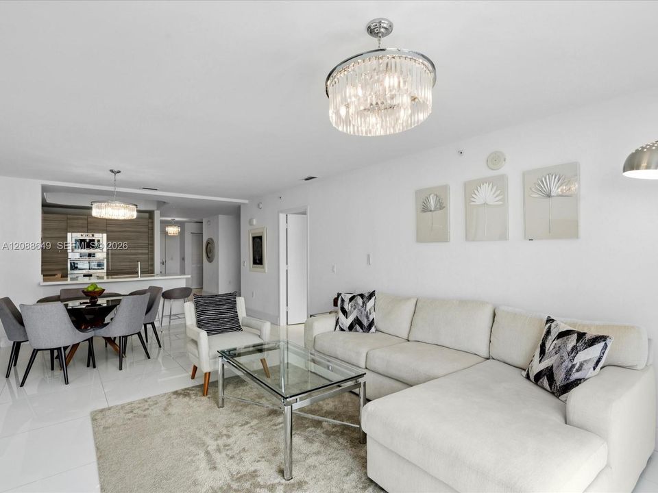 На продажу: $1,325,000 (2 спален, 3 ванн, 1524 Квадратных фут)