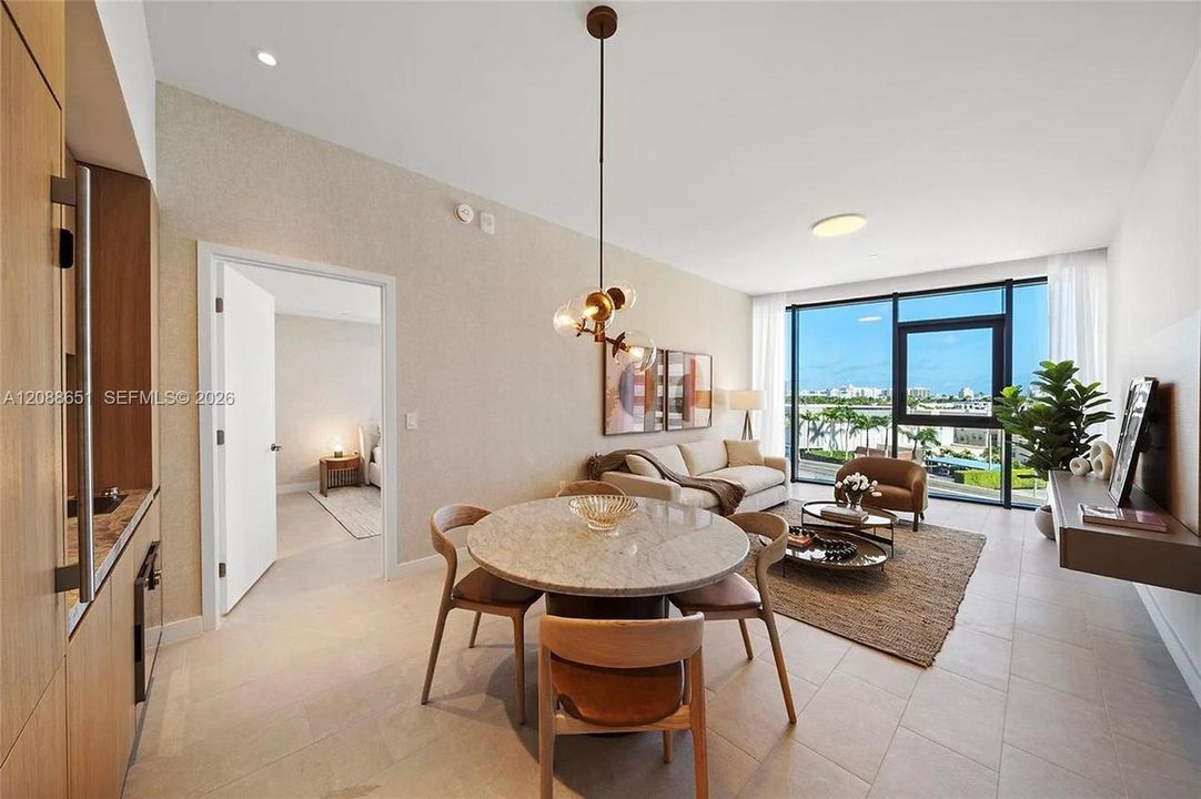 For Sale: $930,000 (1 beds, 2 baths, 846 Square Feet)