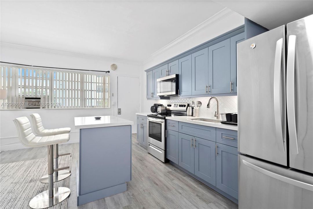 На продажу: $139,999 (1 спален, 1 ванн, 464 Квадратных фут)