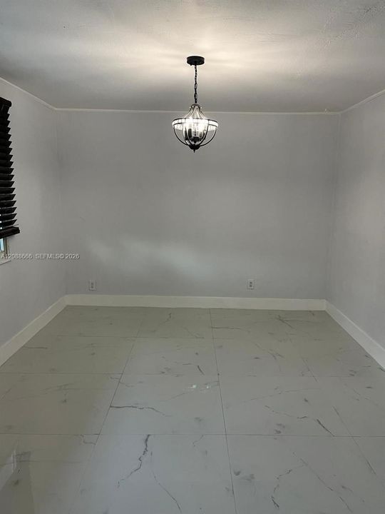 En Renta: $3,195 (3 camas, 2 baños, 1117 Pies cuadrados)
