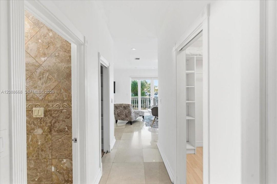 For Rent: $26,900 (5 beds, 4 baths, 4486 Square Feet)