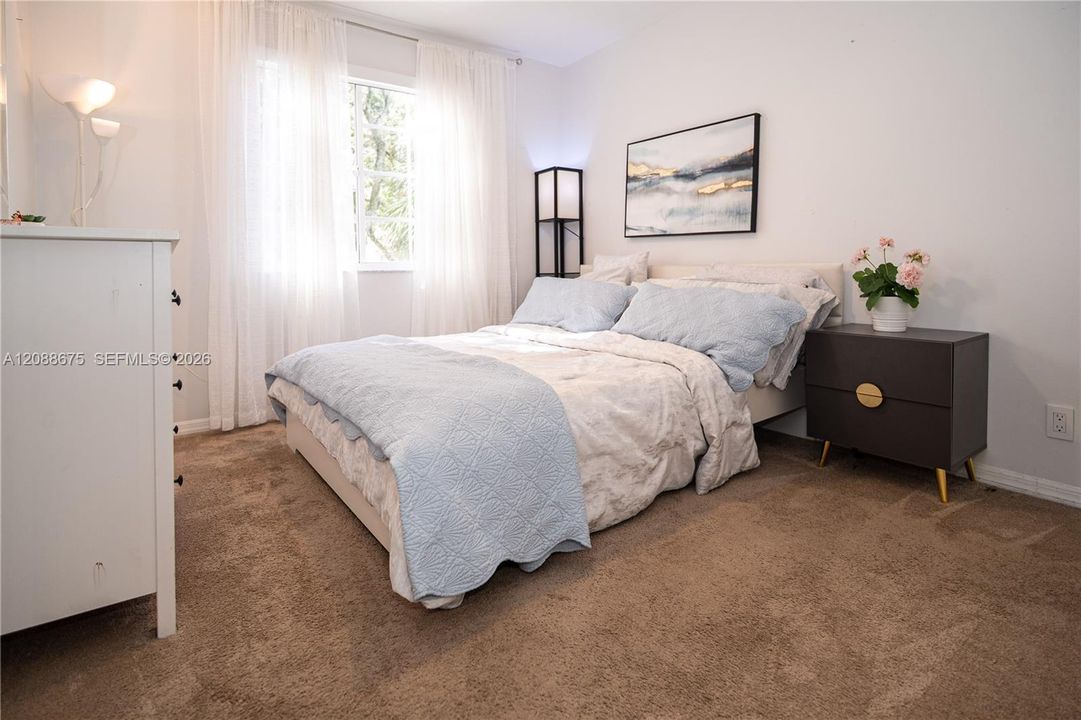 For Sale: $715,000 (4 beds, 2 baths, 2334 Square Feet)