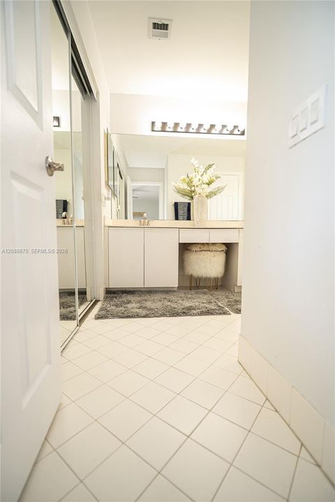 For Sale: $715,000 (4 beds, 2 baths, 2334 Square Feet)