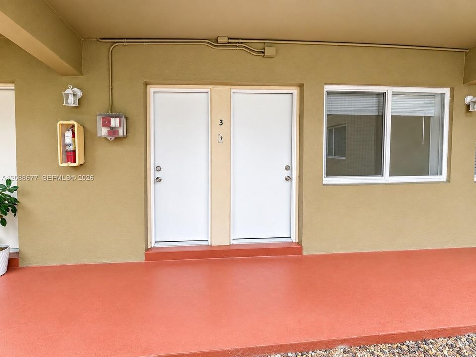 For Rent: $1,650 (1 beds, 1 baths, 510 Square Feet)