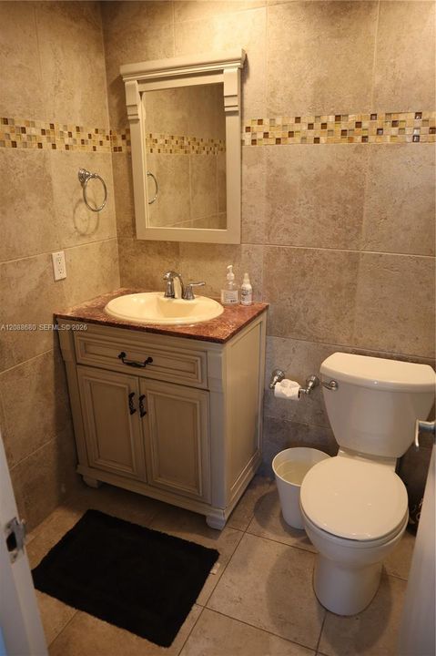 В аренду: $2,200 (1 спален, 1 ванн, 883 Квадратных фут)