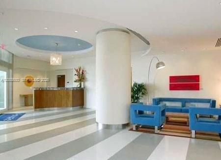В аренду: $2,200 (1 спален, 1 ванн, 883 Квадратных фут)