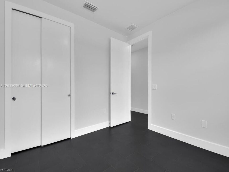 На продажу: $499,990 (0 спален, 0 ванн, 0 Квадратных фут)